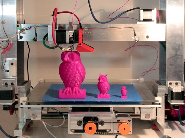 [视频] 3DMonstr大型工业级四挤出机 3D打印机